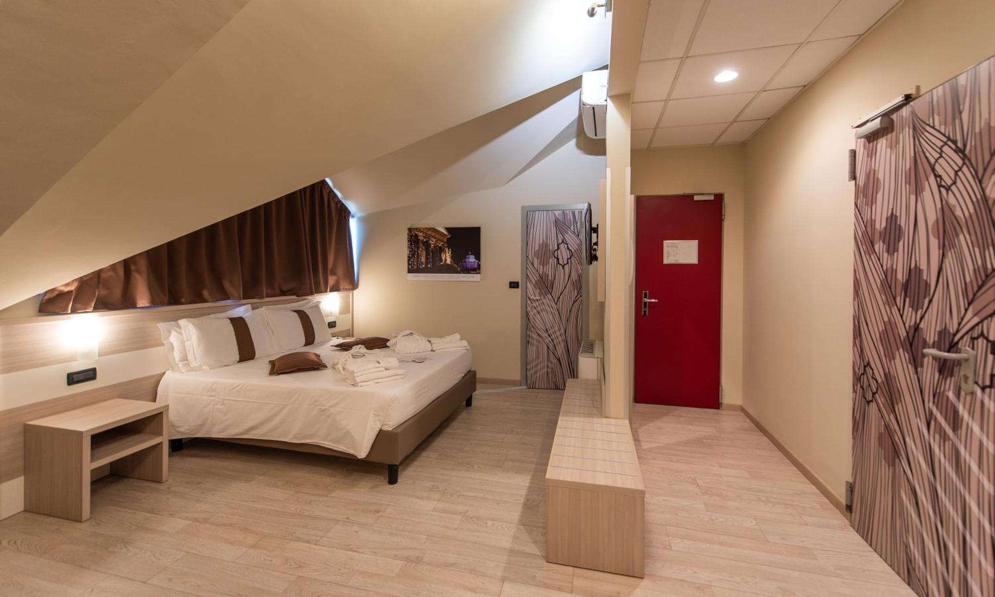 Best Quality Hotel La Darsena Moncalieri Exterior foto
